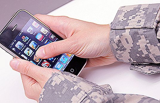 Waar een telefoon in het leger te verbergen: de beste plaatsen en tips