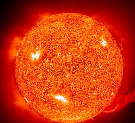 Veľkosť a hmotnosť Slnka