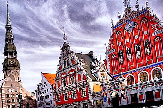 A Feketefejű ház. Riga, Lettország: leírás, történelem és áttekintések