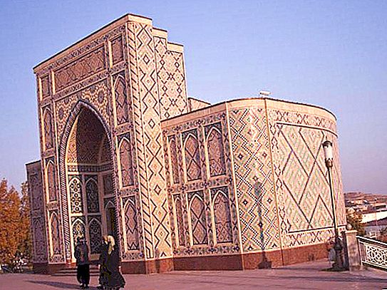 ウルグベクが建てたメモは展望台（ウズベキスタン、サマルカンド）でした：説明、歴史、興味深い事実