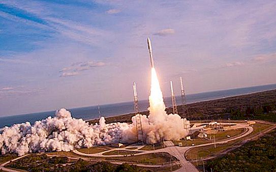 Rocket launch into space. The best rocket launches. Intercontinental ballistic missile launch