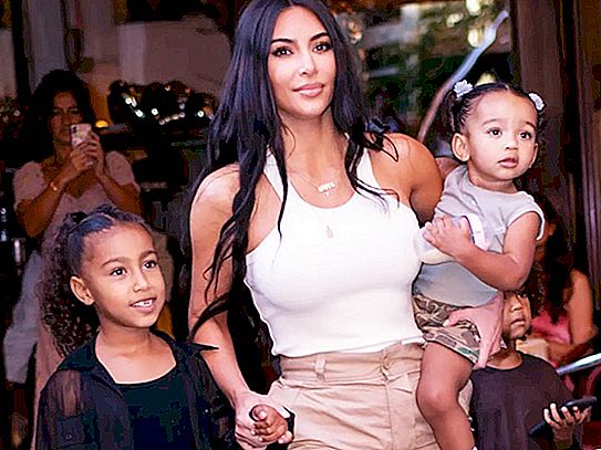 Nai-post ni Kim Kardashian ang kanyang larawan sa ika-9 na baitang. Katulad siya ng kanyang anak na babae na si Chicago