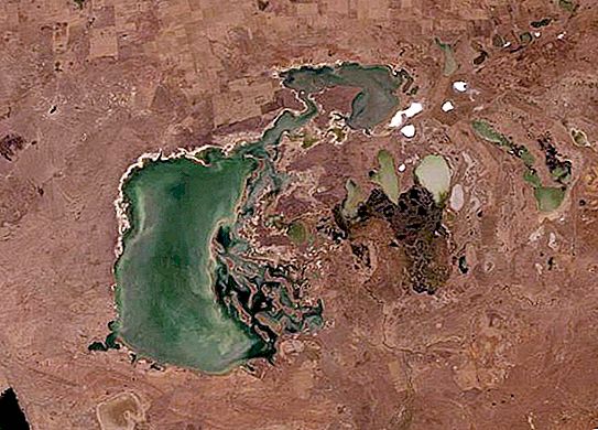 Tengiz ezers Kazahstānā: foto, apraksts