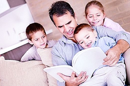 Family reading in the library: features, ideas and program