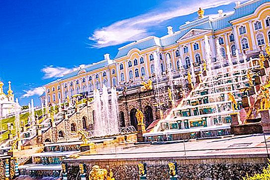 St.Petersburg'daki en uzun cadde hangisidir?