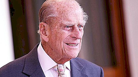 Kongefamilien feirer 98-årsdagen til prins Philip