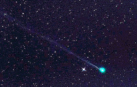 Comet Enke. Μυστηριώδης και αόριστη κοσμική ομορφιά