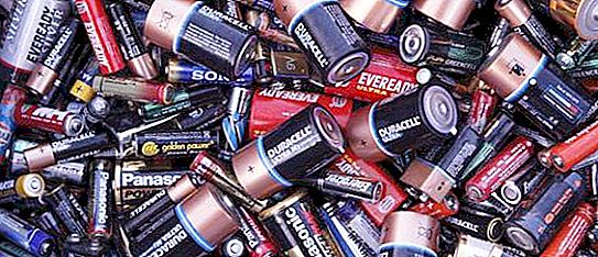 Varför kan inte batterier kastas i papperskorgen? Hur är det farligt?