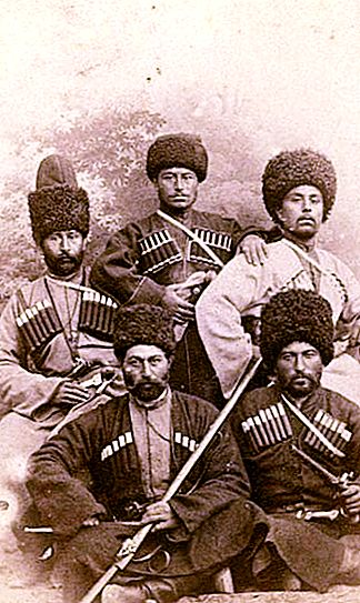 Noms de famille tchétchènes - hommes et femmes. L'origine et la signification des noms de famille tchétchènes