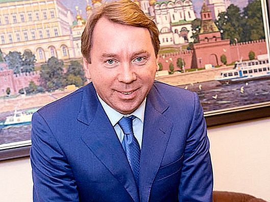 Biografi om politikeren Vladimir Kozhin