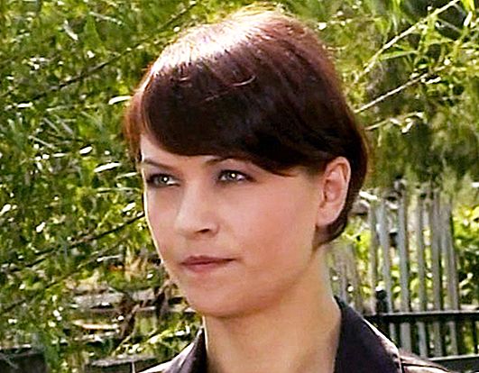 Daria Khmelnitskaya, talambuhay, personal na buhay