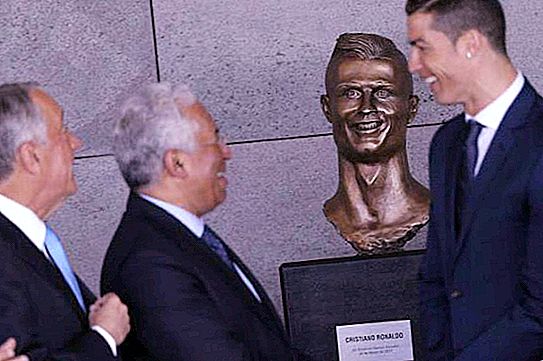Sebuah monumen untuk Ronaldo didirikan di Pulau Madeira