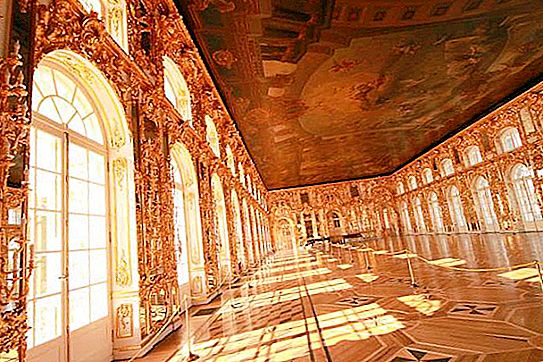 Amber Room en el Palacio de Catalina (Pushkin)