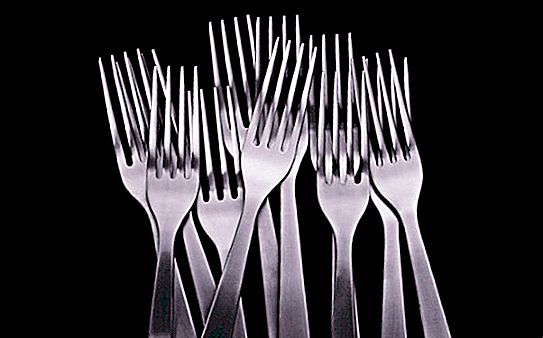 Hvorfor kan du ikke spise gafler i kjølvannet: tradisjoner eller sunn fornuft?