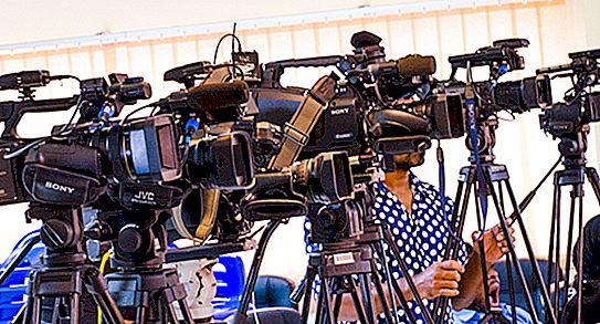 La tournée de presse est un événement de relations publiques pour les professionnels des médias: objectifs et exemples