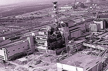 切尔诺贝利异常：核电站发生严重事故的后果