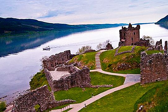 Fakta yang paling menarik mengenai Scotland: gambaran, sejarah dan tarikan