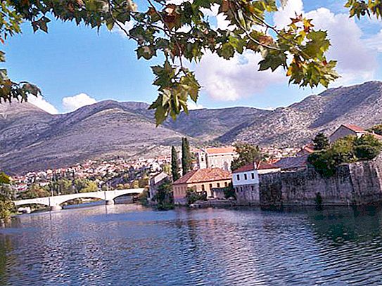 De største attraktioner i Bosnien-Hercegovina. Neum, Sarajevo, Mostar