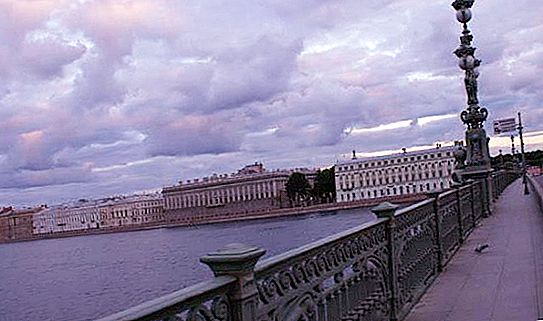 Ņevas dziļums Sanktpēterburgā. Upes apraksts, interesanti fakti