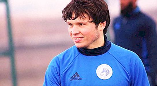 Alexander Kozlov: biografi dan karier olahraga seorang pemain sepakbola