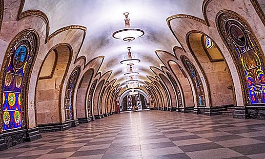 Panggung terpanjang di metro Moskow. Catatan metro Moskow