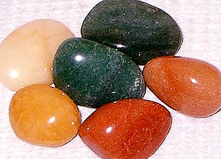 หินมีค่าและกึ่งสังเคราะห์ หิน