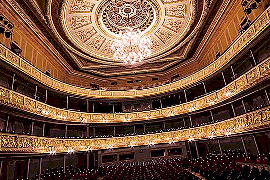 האופרה הלאומית של לטביה: היסטוריה של בנייה, תווי אדריכלות