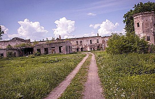 Castelul Bykhov: cele mai faimoase ruine din Belarus