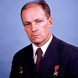 Rukavishnikov Nikolay Nikolaevich, astronaut: biography