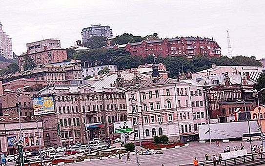 Vladivostoka. Centrālais laukums un tā atrakcijas