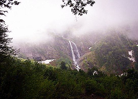 Водопад Поликария - забележителност на Краснодарския край
