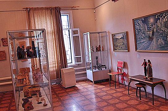 Centro del Museo de Arte Popular de Ekaterimburgo "Gamayun": dirección, modo de funcionamiento, exposiciones y reseñas con fotos