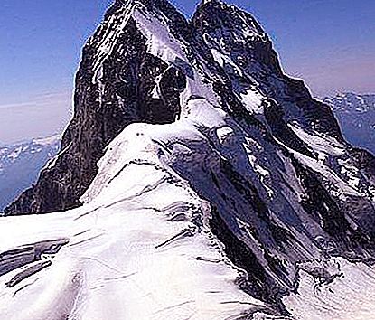 Mount Ushba, Kaukasus: beskrivelse, historie og interessante fakta