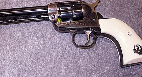 Revolver "Ruger": karakteristik, deskripsi, perangkat