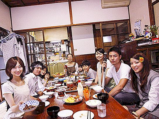 „Tik lik namie“: Japonijos įmonė yra pasirengusi mokėti didelius pinigus už dalyvavimą socialiniame eksperimente