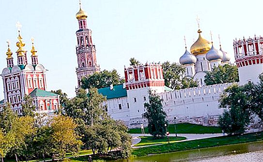 Novodevichy-klostret i Moskva var ligger den? Klosterets historia