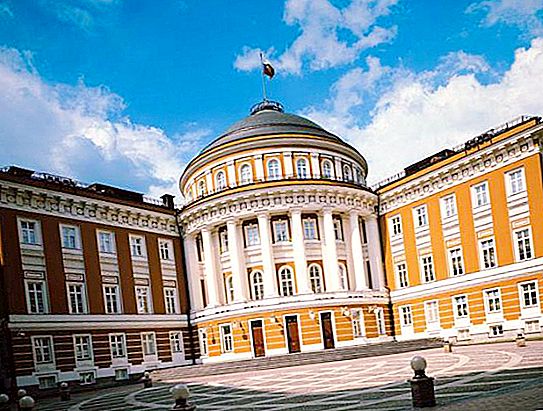 Senate Palace - ang tirahan ng Pangulo ng Russian Federation