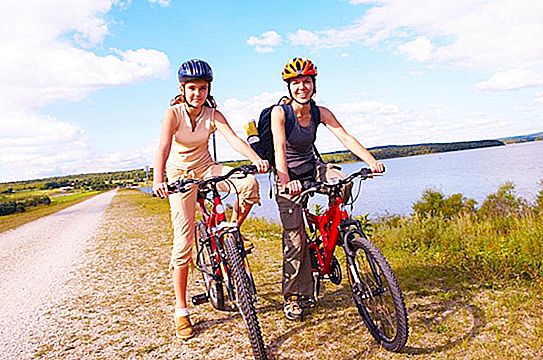 A környezet gondozása, pénzmegtakarítás és néhány további ok a nyaralás előestéjén kerékpárt vásárolni