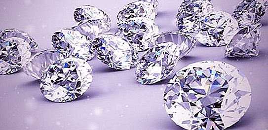 Where is the diamond capital of Russia? City name