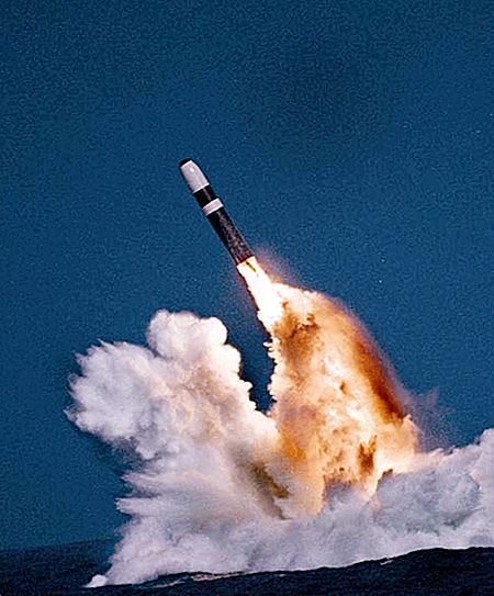 Studujeme seznam zemí s jadernými zbraněmi. Dokáže svět čelit této hrozbě?