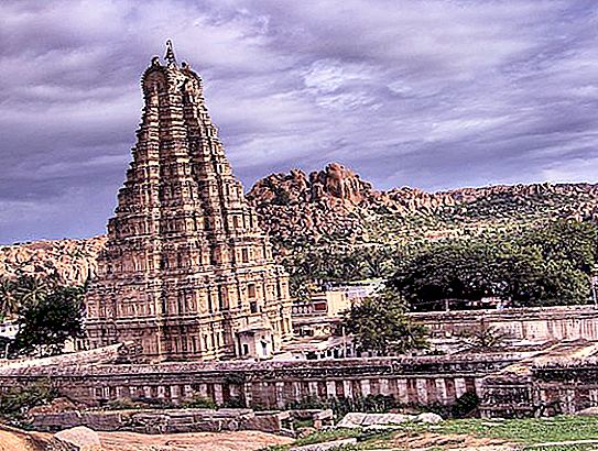 Hindistan'da Hindu tapınağı: mimari, fotoğraf