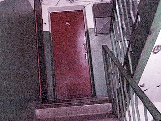 Az egyik rejtély kevésbé lesz: miért kinyíltak az ajtók a szovjet házakban?