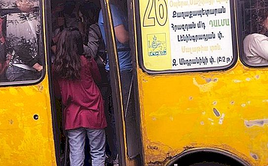 "Makaupo ka ba sa bahay, lola": Nasaksihan ko ang isang hindi kasiya-siyang eksena sa bus