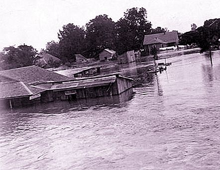 Flood in America: statistics for the last 100 years