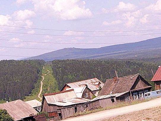 Teplaya Gora Köyü, Perm Bölgesi: Avrupa ile Asya arasında
