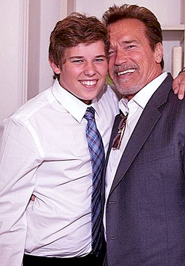 俄克拉荷马州伏特加的俄罗斯套娃：22岁生日时，阿诺德·施瓦辛格（Arnold Schwarzenegger）的儿子在俄罗斯警察的制服上贴了一张照片
