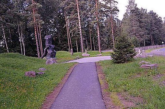 記念墓地「レヴァショフスカヤ荒れ地」：歴史、処刑された人々のリスト、そこへの行き方