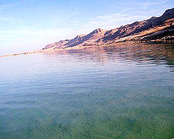 Laut Mati: mengapa disebut demikian dan terkenal dengan apa