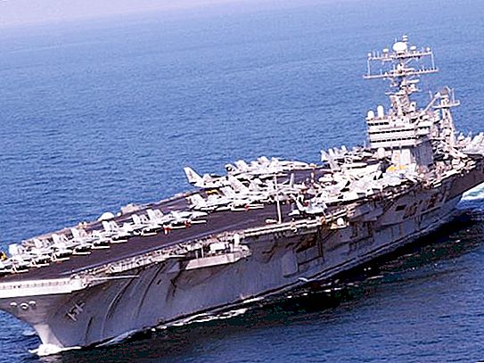 Ang pinakabagong carrier ng sasakyang panghimpapawid na si Gerald Ford: mga pagtutukoy at larawan