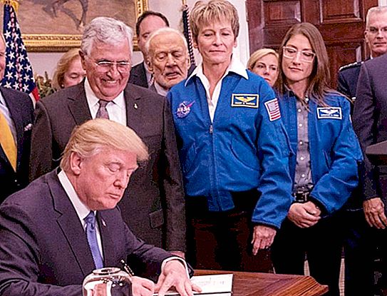 Ένα άλλο παγκόσμιο ρεκόρ σπάσει: η αστροναύτης Kristina Koch έγινε μια γυναίκα στο διάστημα με μια αποστολή περισσότερο από καθένα